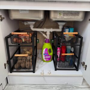 منظم ومرتب الفوضى في المطبخ